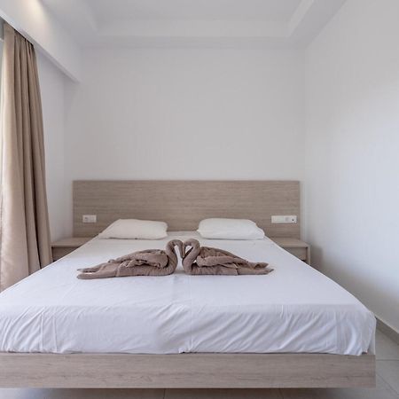 Stamos All Inclusive 法里拉基 客房 照片